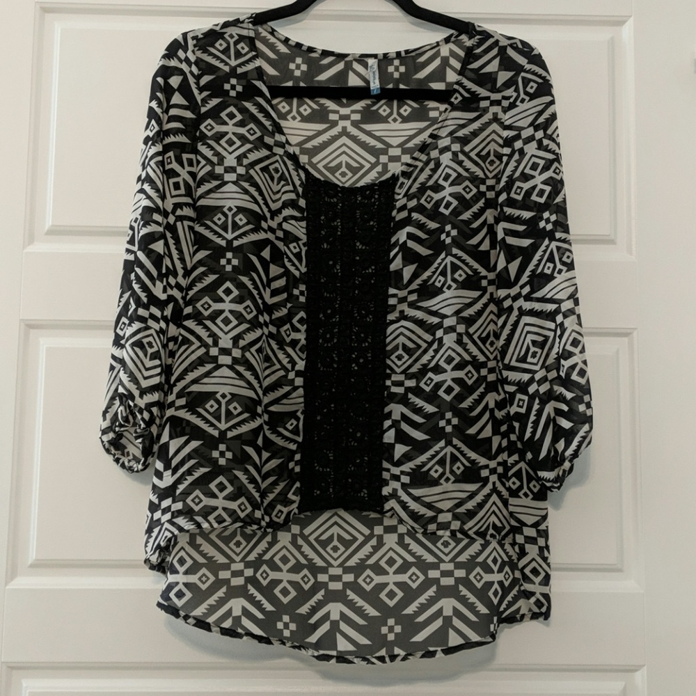 Aztec High Low 3/4 Sleeve Chiffon Top